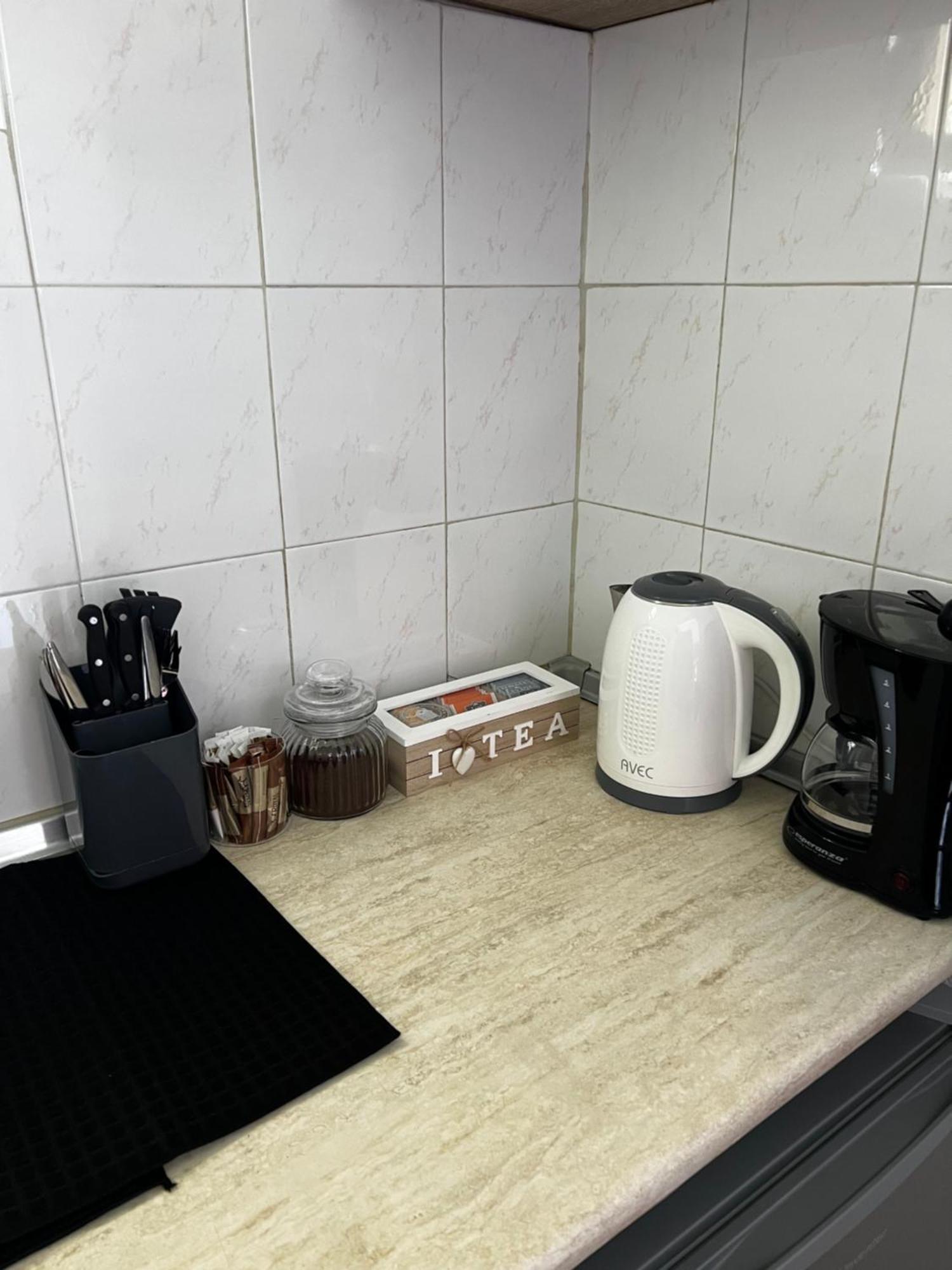 Armonia Apartments & Studios Perivolion Bagian luar foto